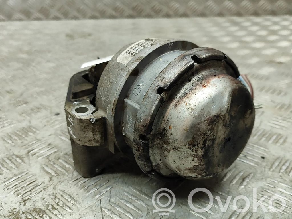 Audi RS6 C7 Engine mount bracket 
