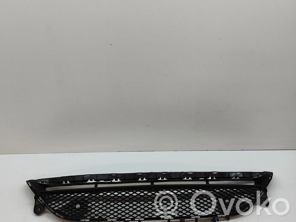Mercedes-Benz E W213 Atrapa chłodnicy / Grill 
