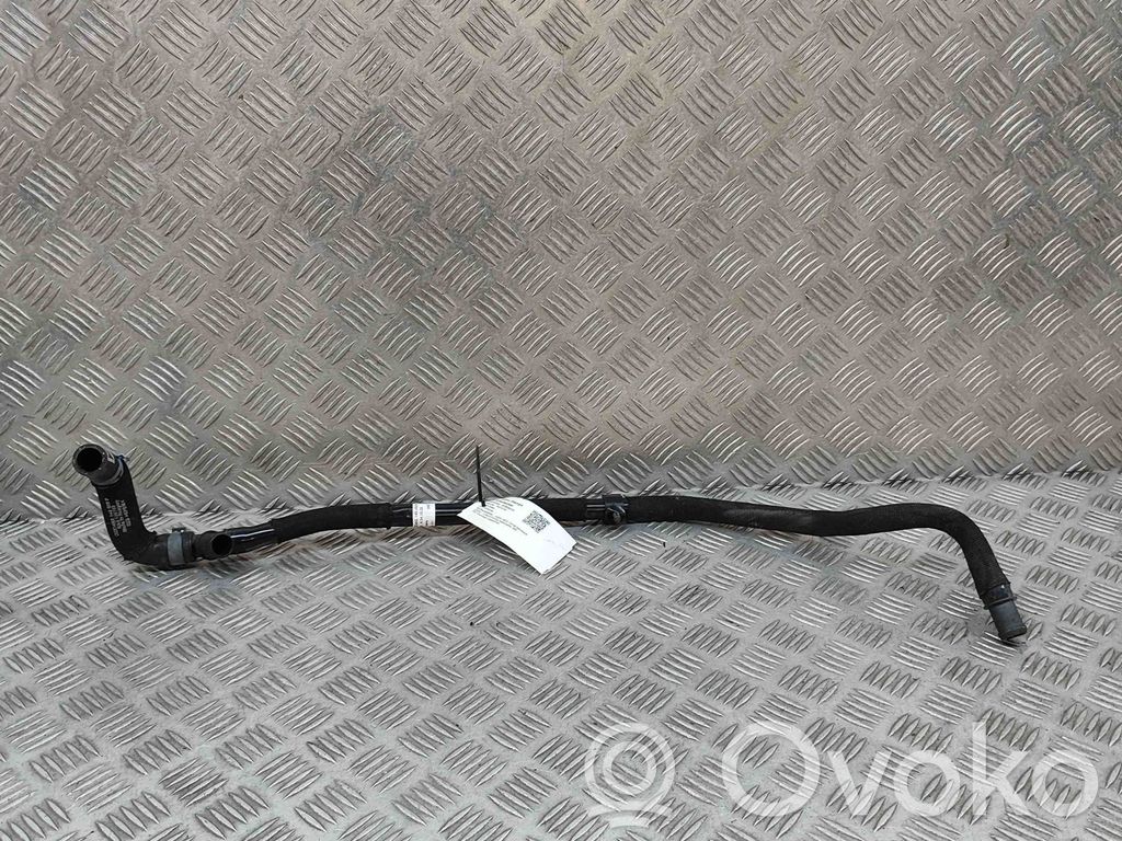 Audi Q8 Moottorin vesijäähdytyksen putki/letku 