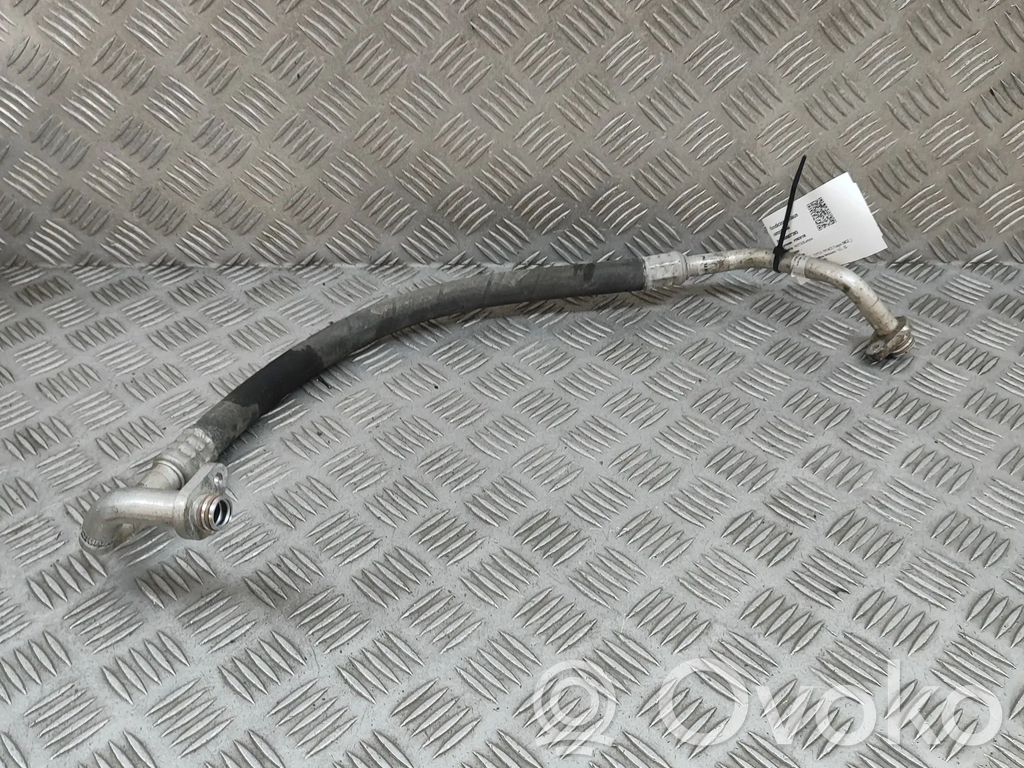 Ilmastointilaitteen putki (A/C)   9806559880