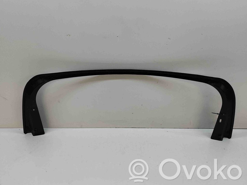 BMW iX Tailgate trim 