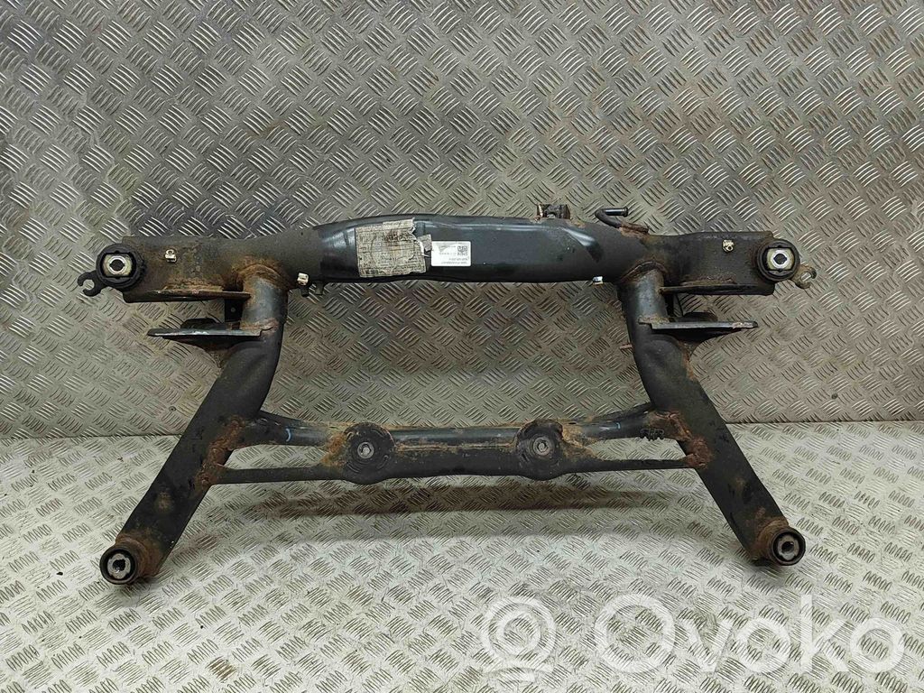 Audi A3 S3 8V Galinis traversas 