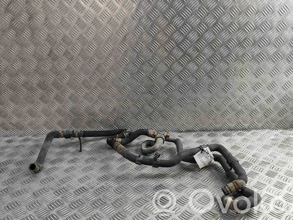 Volkswagen Golf VII Przewód / Wąż chłodnicy 