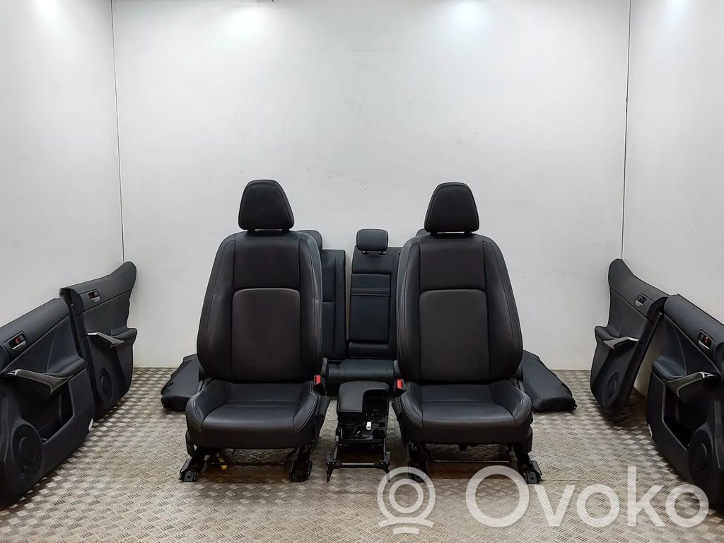Lexus IS III XE30 Set interni 