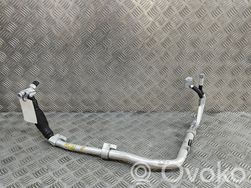 Audi E-tron GT Ilmastointilaitteen putki (A/C) 