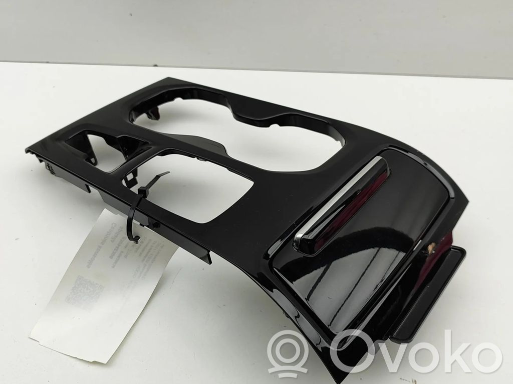 Volvo XC40 Autres éléments de console centrale 