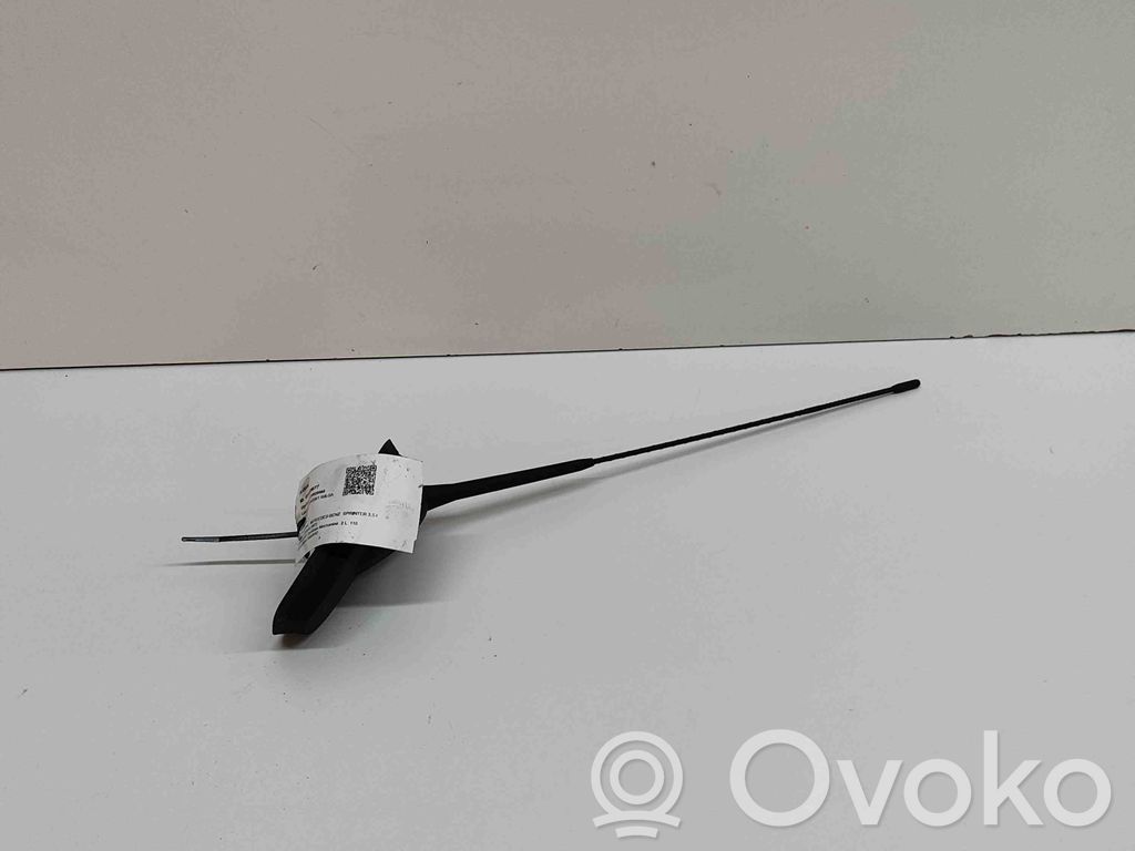 Mercedes-Benz Sprinter W907 W910 GPS-pystyantenni