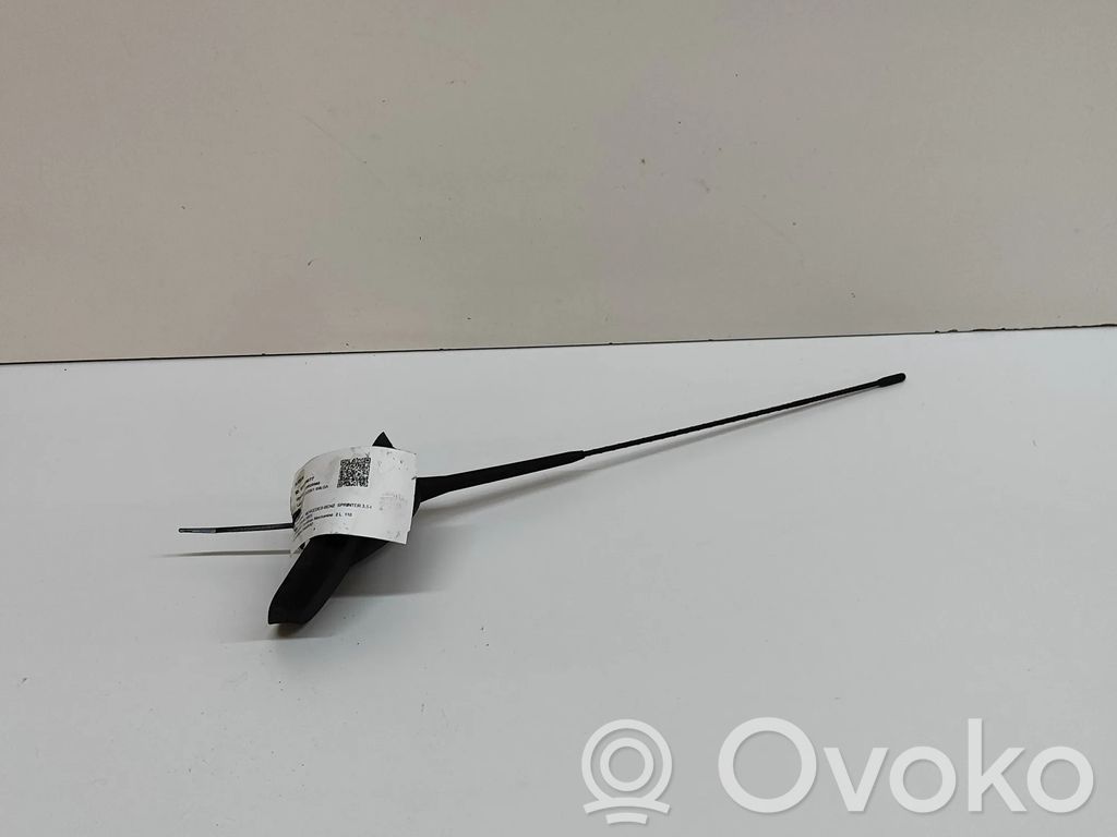 Mercedes-Benz Sprinter W907 W910 Antena GPS