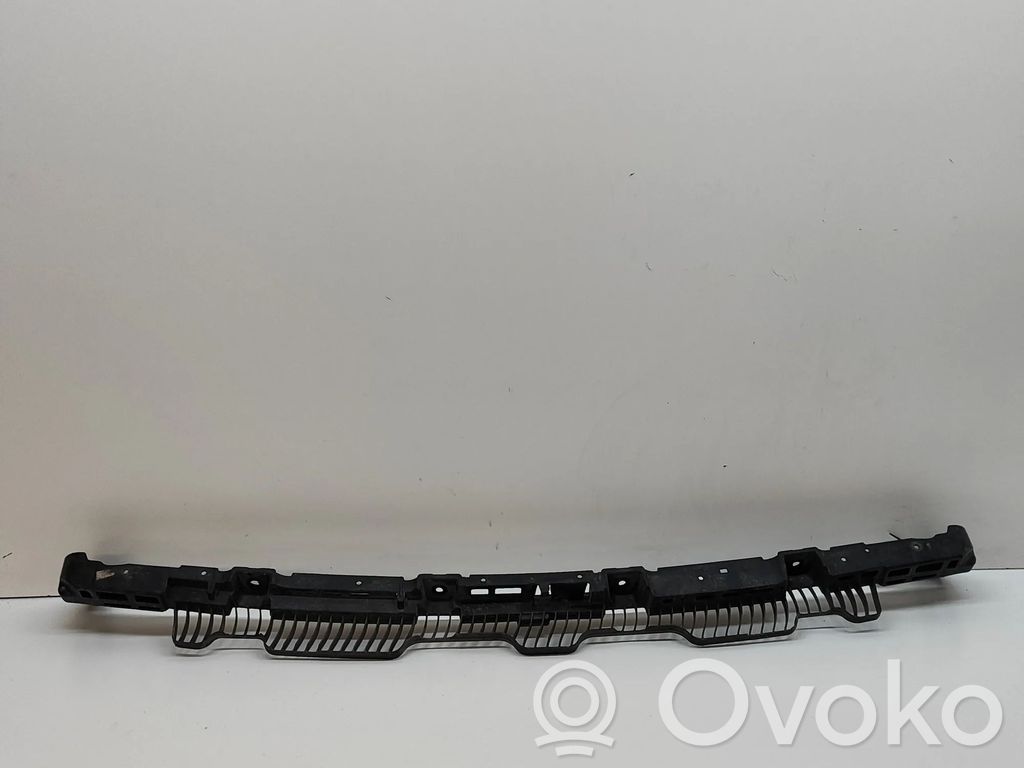 Volkswagen Golf VII Support de pare-chocs arrière