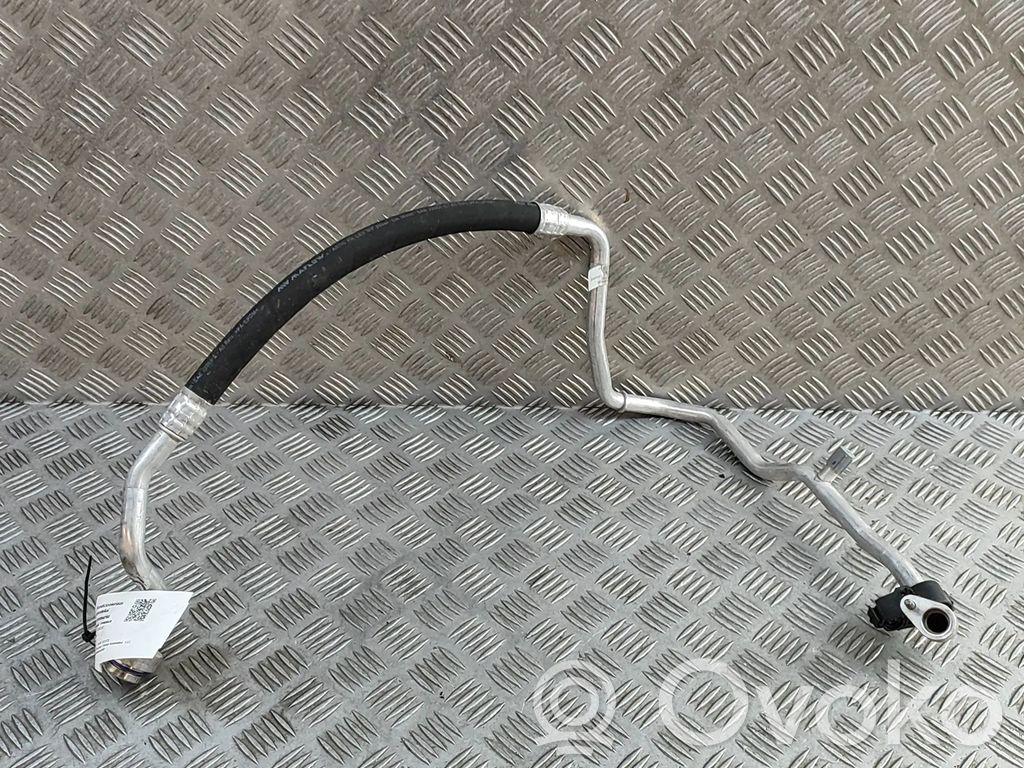 Audi Q3 F3 Conductă/furtun aer condiționat (A/C) 