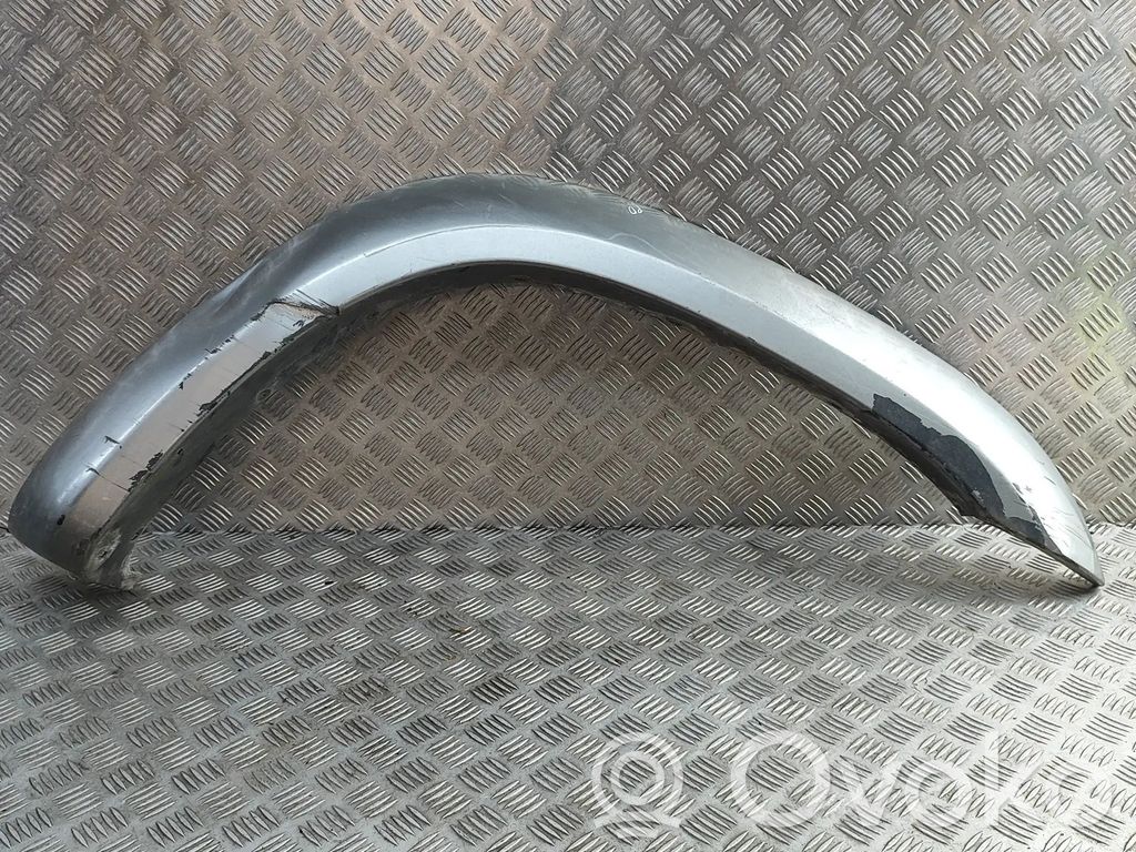 Nissan Patrol Y61 Rivestimento dell’estremità del parafango 
