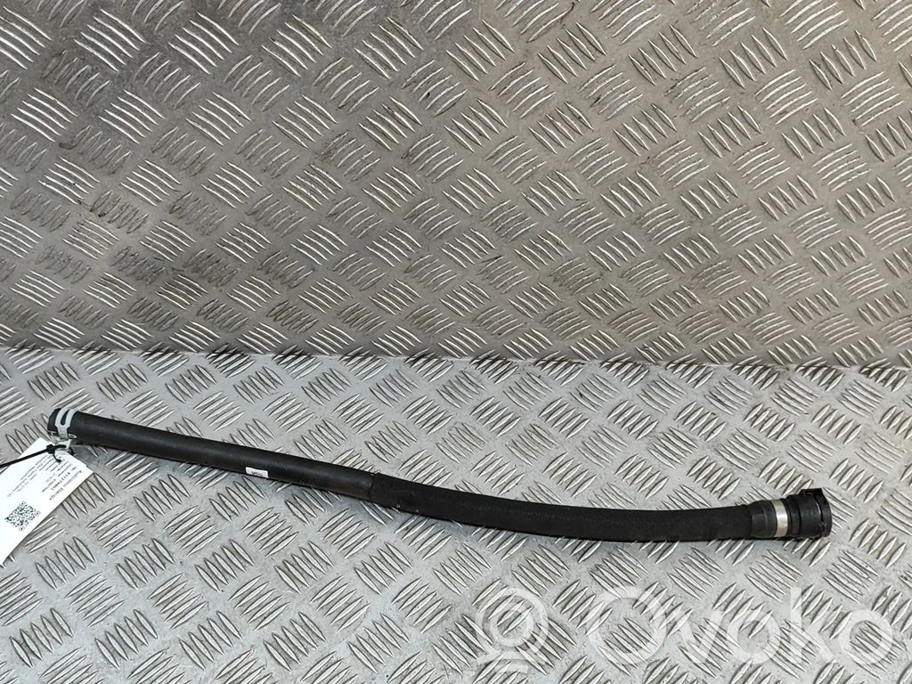 BMW X2 U10 Engine coolant pipe/hose 