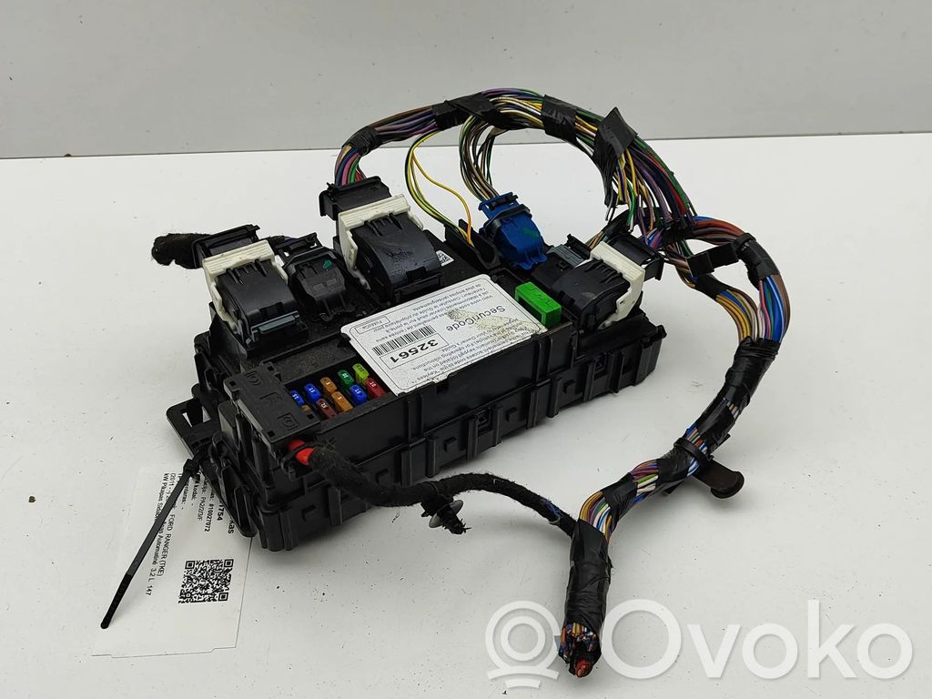 Central body control module   FU5T15604CAL