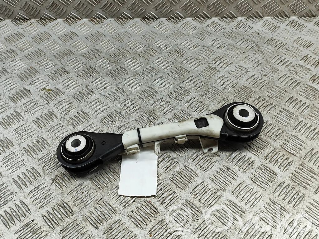 BMW 5 G60 G61 Rear upper control arm/wishbone 