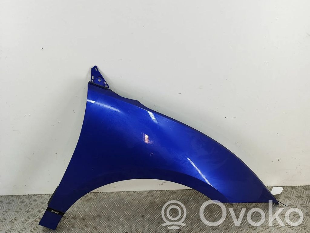 Błotnik przedni   T4K11754LML