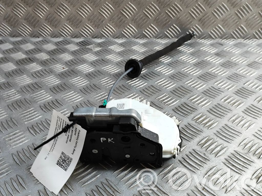 Audi A5 Slēdzene (pie roktura) 