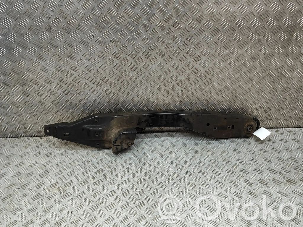 Chrysler Voyager Engine mounting bracket 