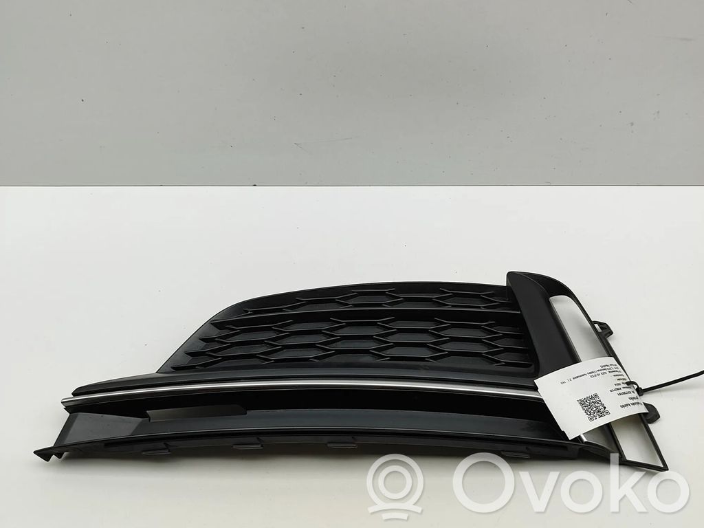 Rejilla delantera   8W6807681F