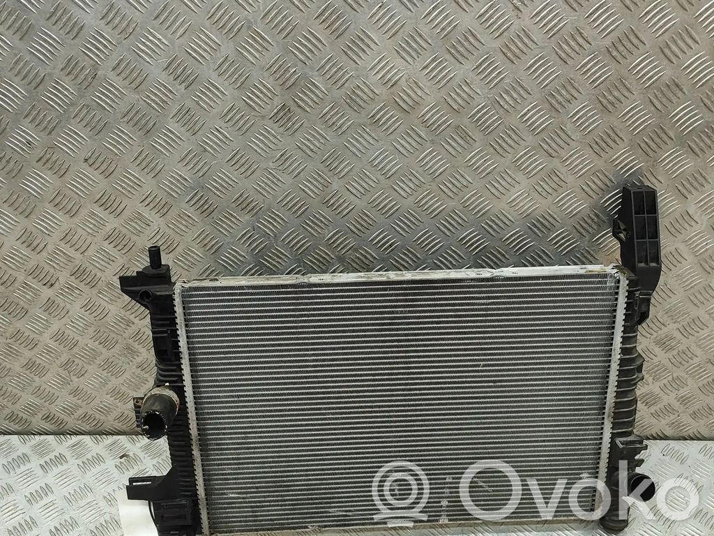 Coolant radiator   CV618005VC