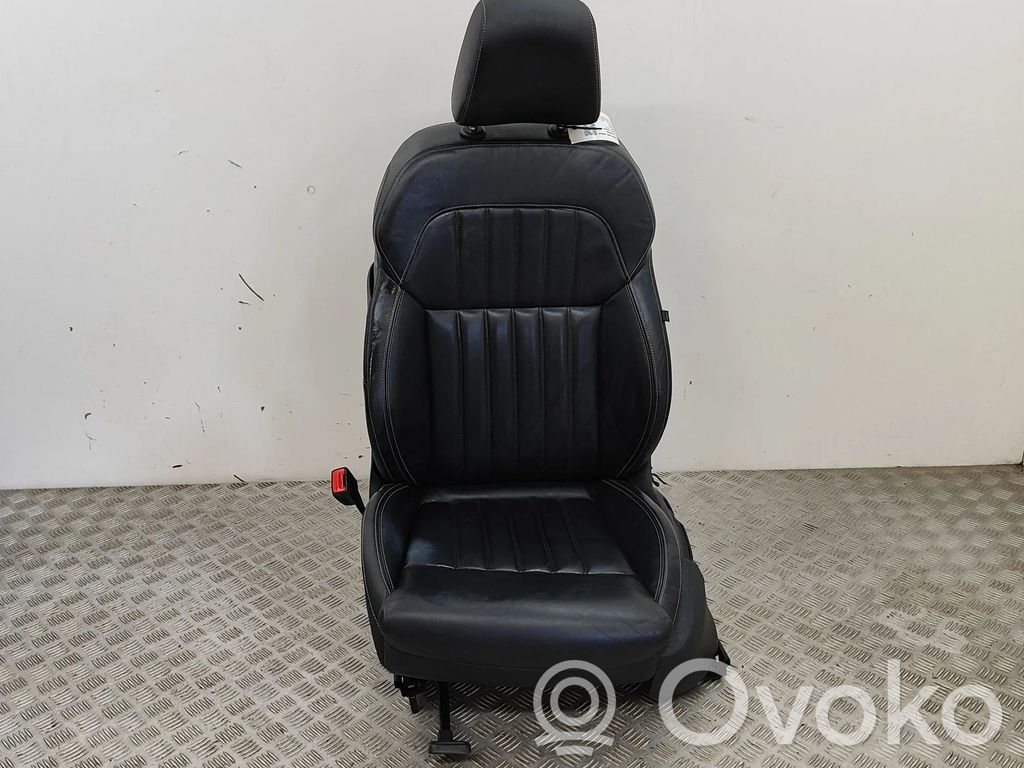 Skoda Superb B8 (3V) Fotel przedni kierowcy 