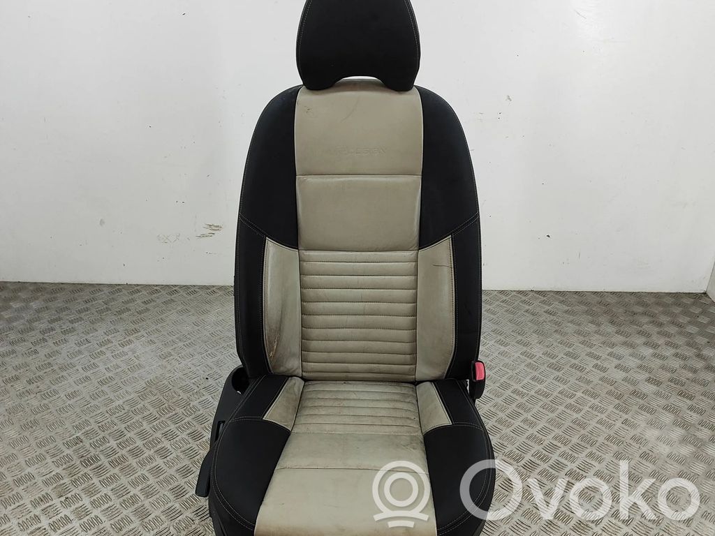Volvo V50 Etumatkustajan istuin 