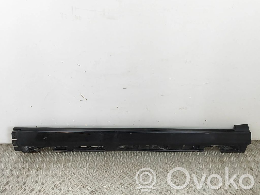 Volvo V50 Kynnys 