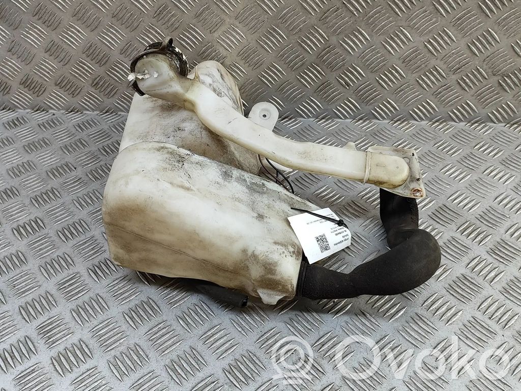 BMW 7 E38 Langų skysčio bakelis 