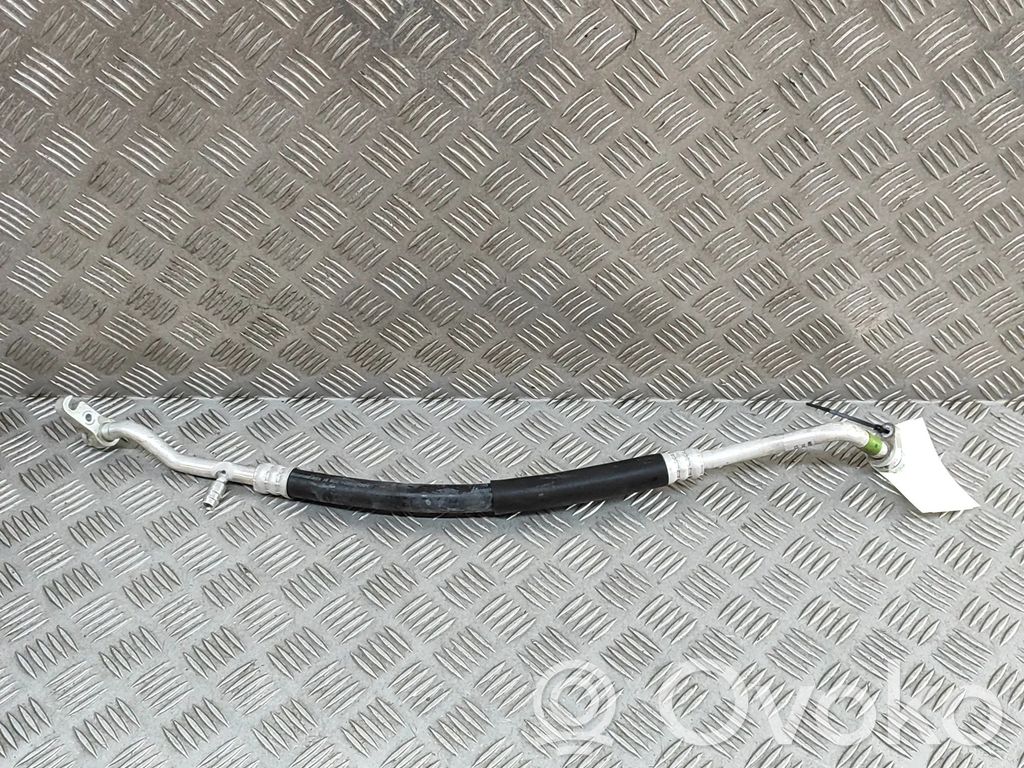 Mazda MX-5 ND Ilmastointilaitteen putki (A/C) 
