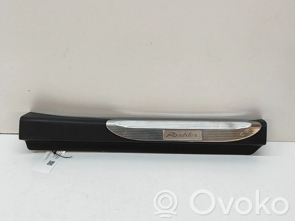Mazda MX-5 ND Moldura protectora del borde delantero 