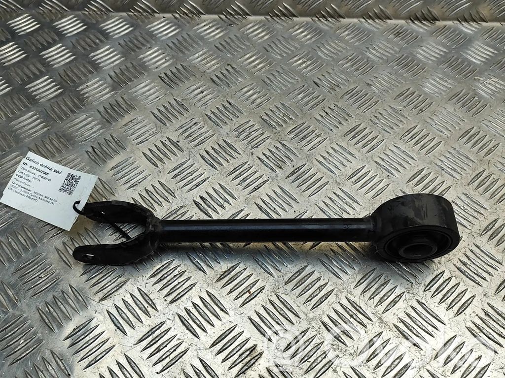 Nissan Ariya Basculă superioară spate