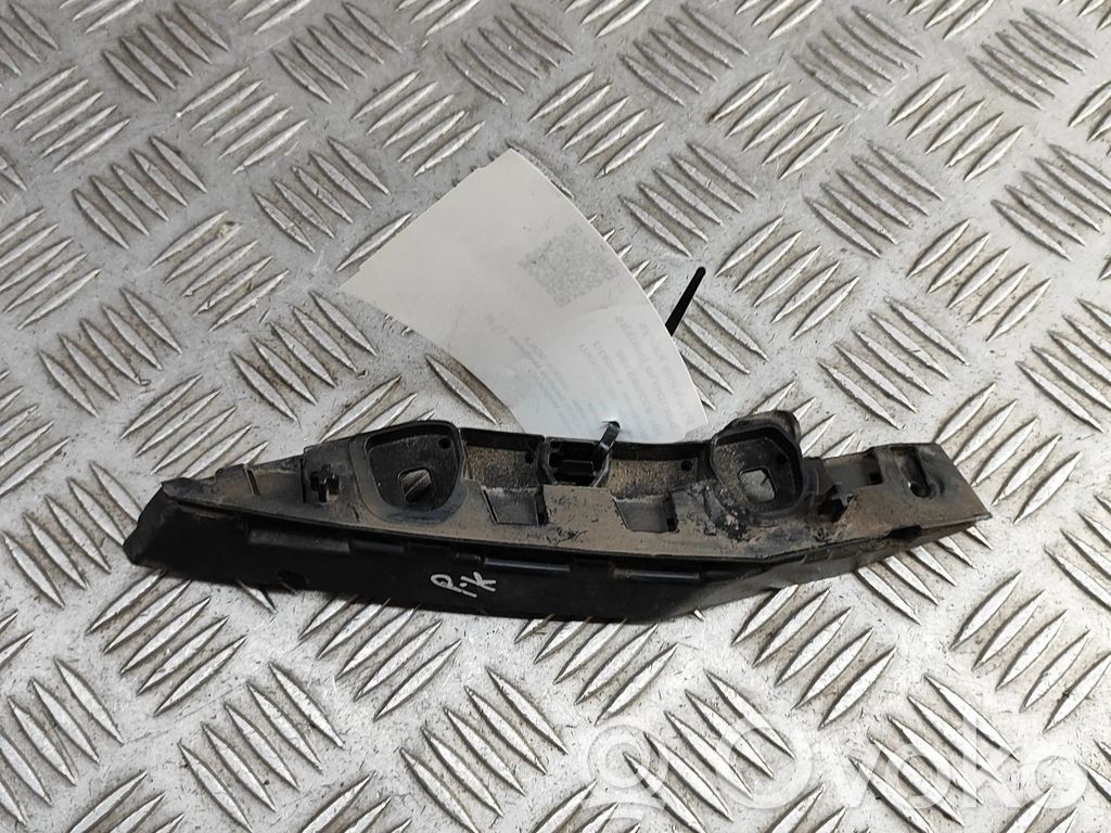 Skoda Scala Front bumper mounting bracket 