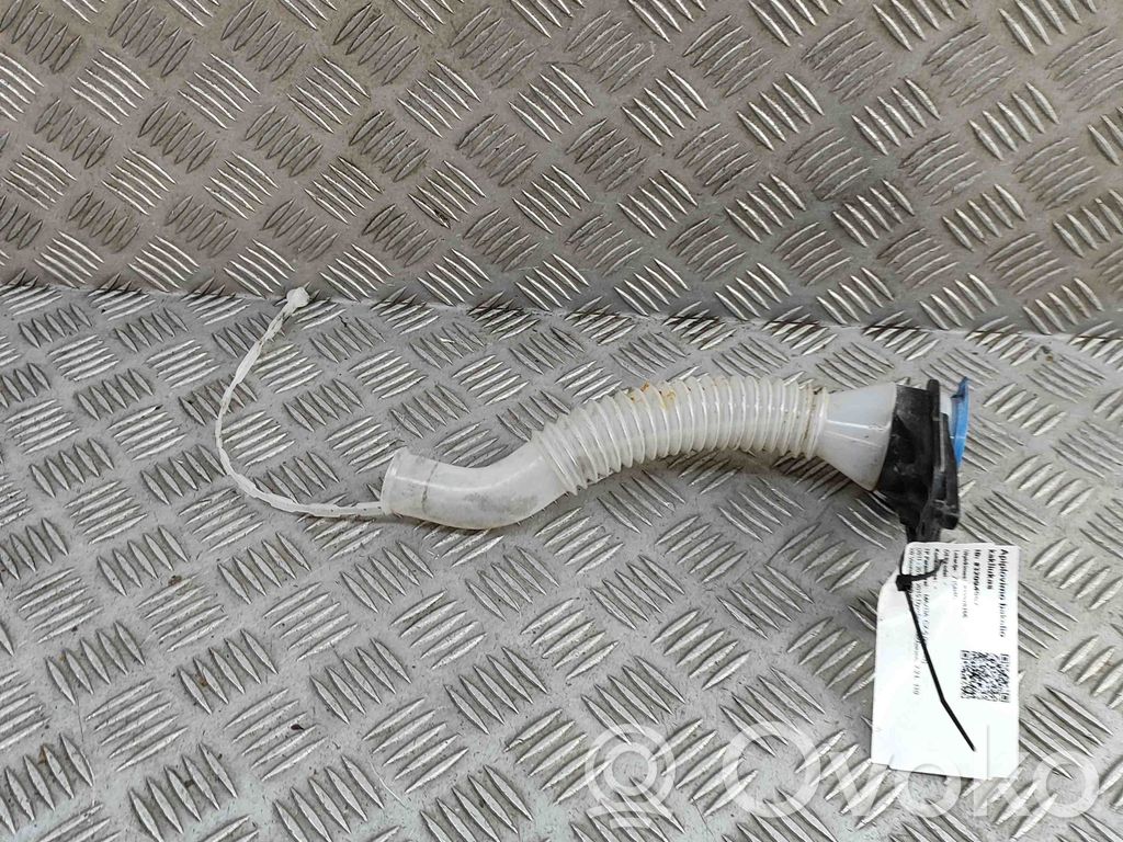 Mazda CX-5 Einfüllschlauch Waschwasserbehälter