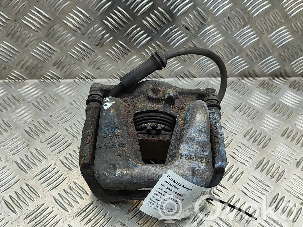 Mercedes-Benz A W176 Etujarrusatula 