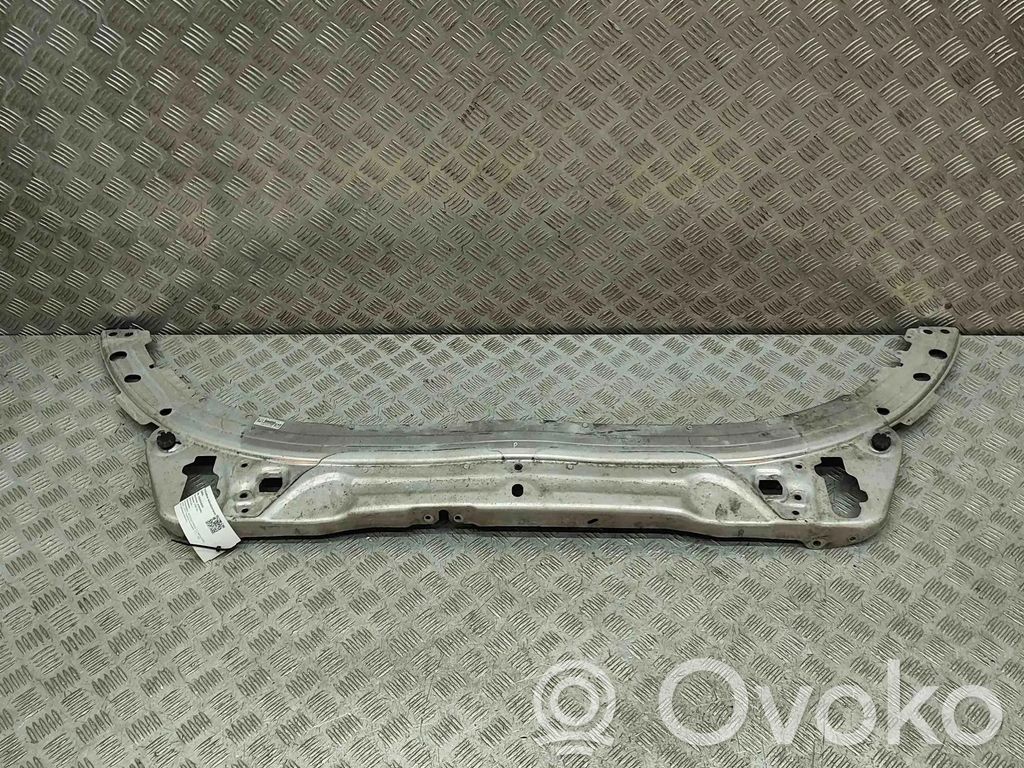 Mercedes-Benz C W205 Panel mocowania chłodnicy / góra 