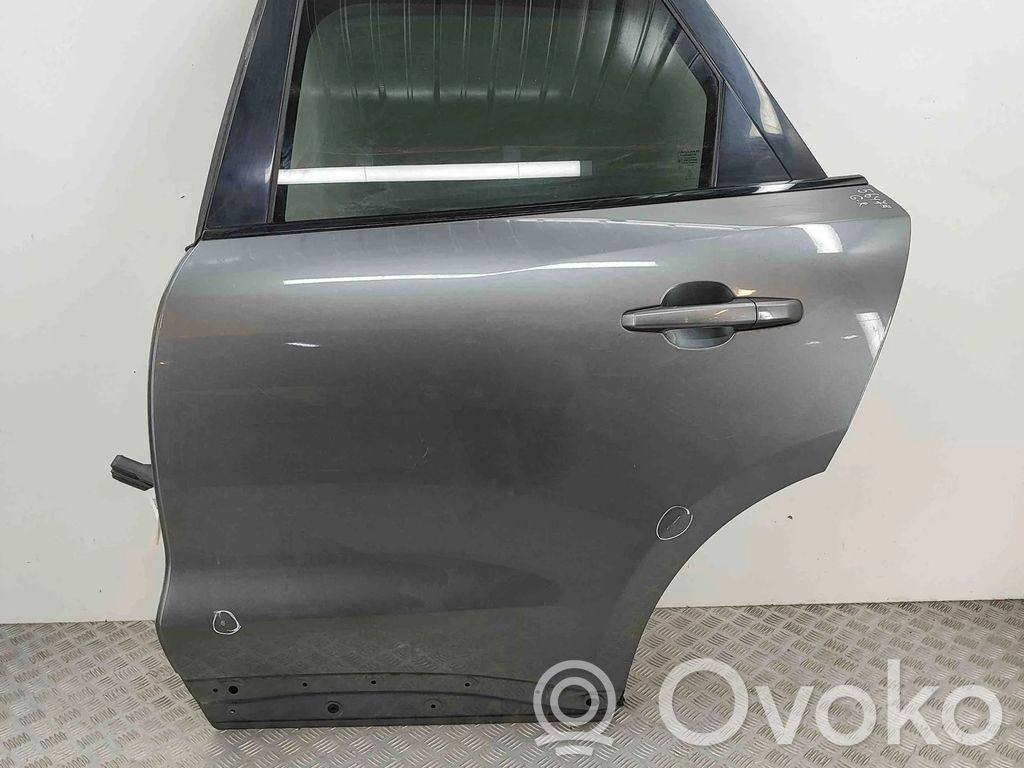 Jaguar F-Pace Puerta trasera 