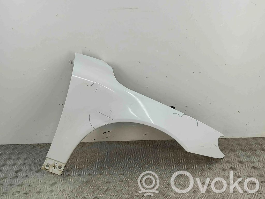 Volvo V70 Sparnas 