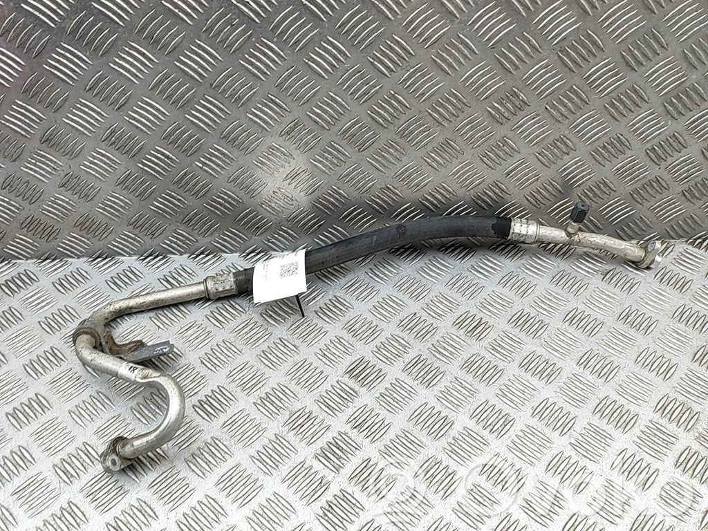 Renault Master III Ilmastointilaitteen putki (A/C) 