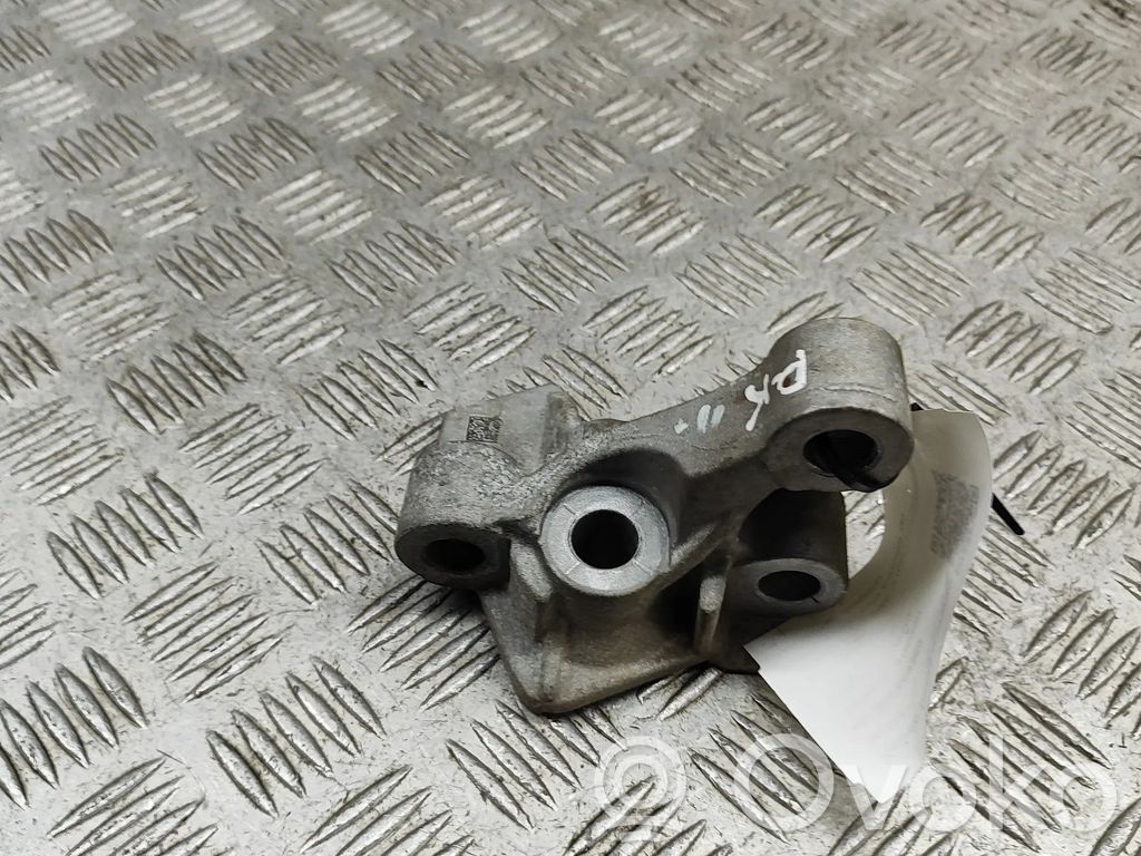 BMW iX Engine mounting bracket 