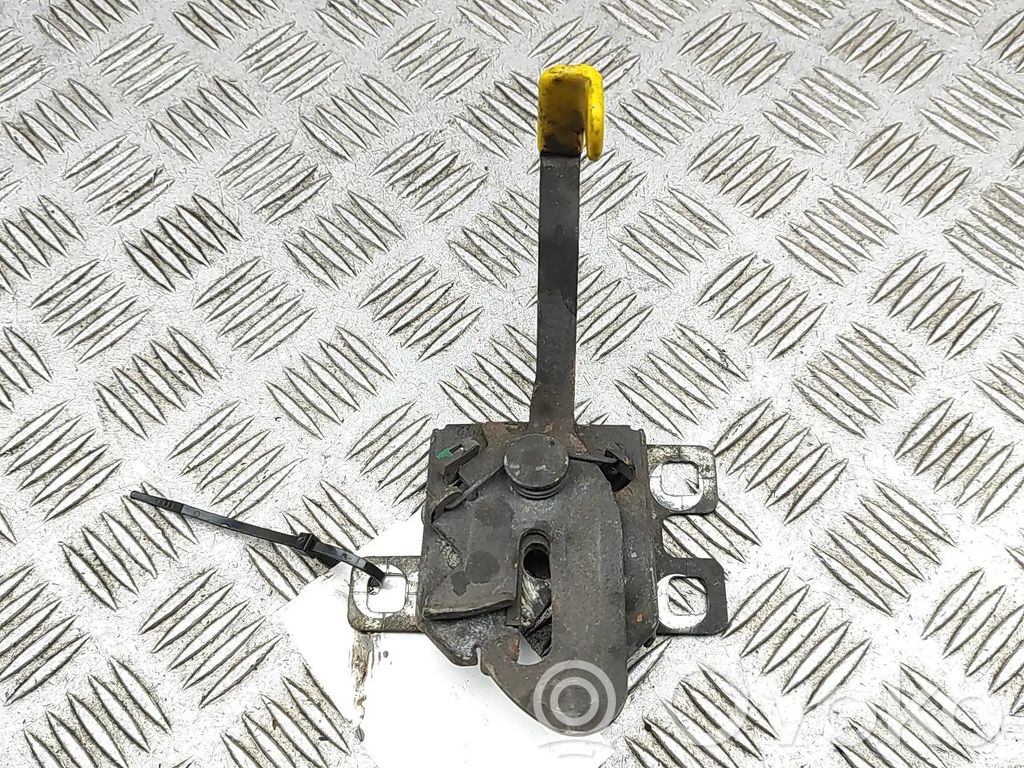Iveco Daily 6th gen Engine bonnet/hood lock/catch 