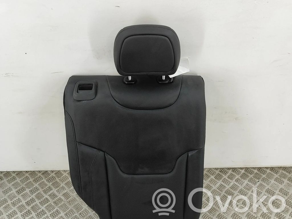 Asiento trasero   52141578