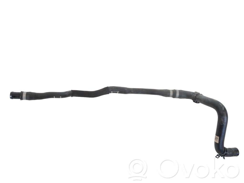 BMW 1 F40 Przewód / Wąż chłodnicy 