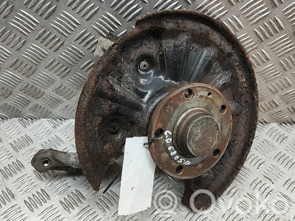 Volkswagen PASSAT B8 Mozzo portante ruota posteriore (usato) 