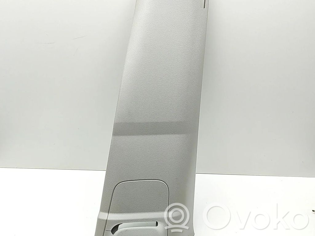 Osłona górna słupka / B   1T3867292B,1T3867470