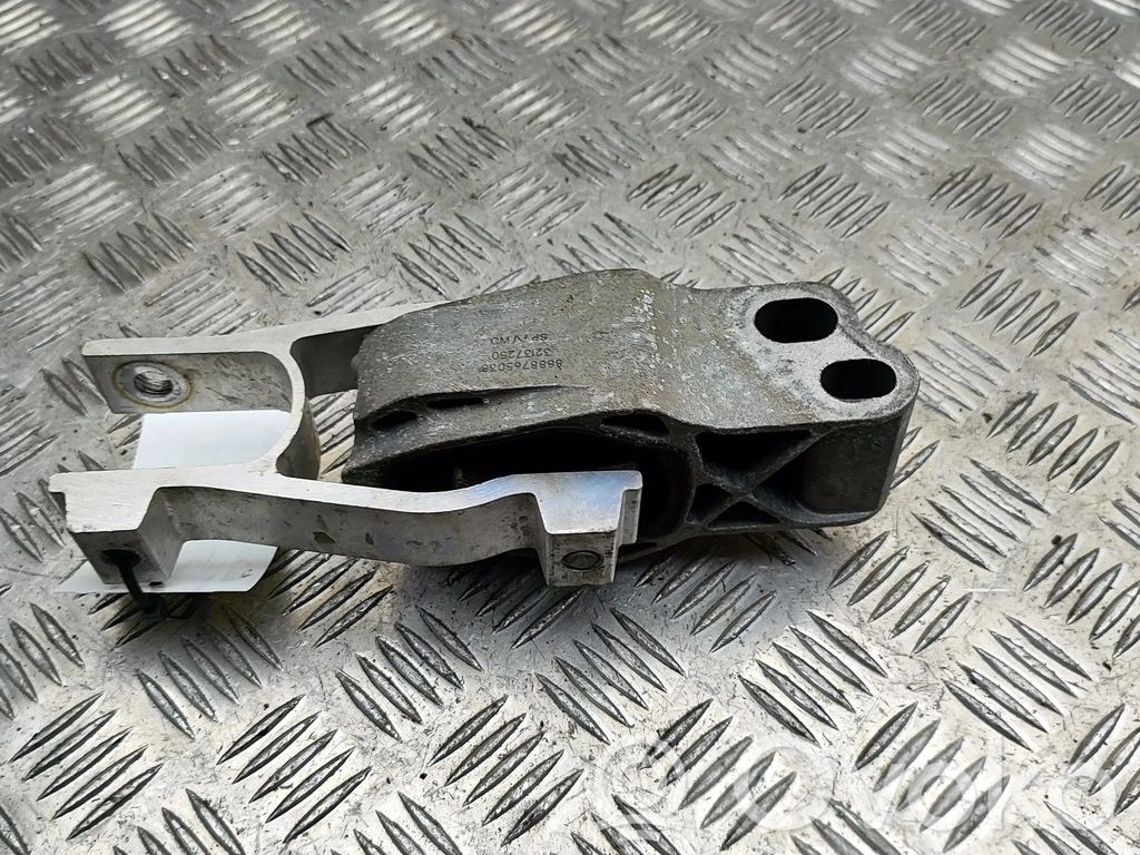 Volvo XC40 Suport tampon motor 
