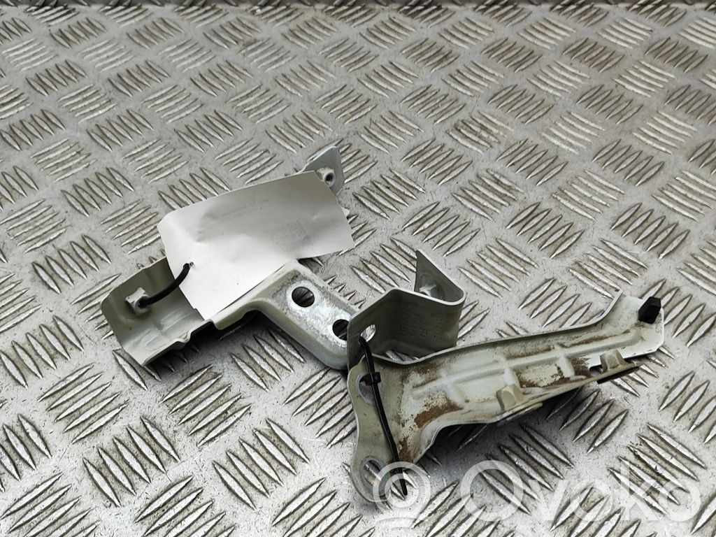 Volkswagen Golf VIII Supporto di montaggio del parafango 
