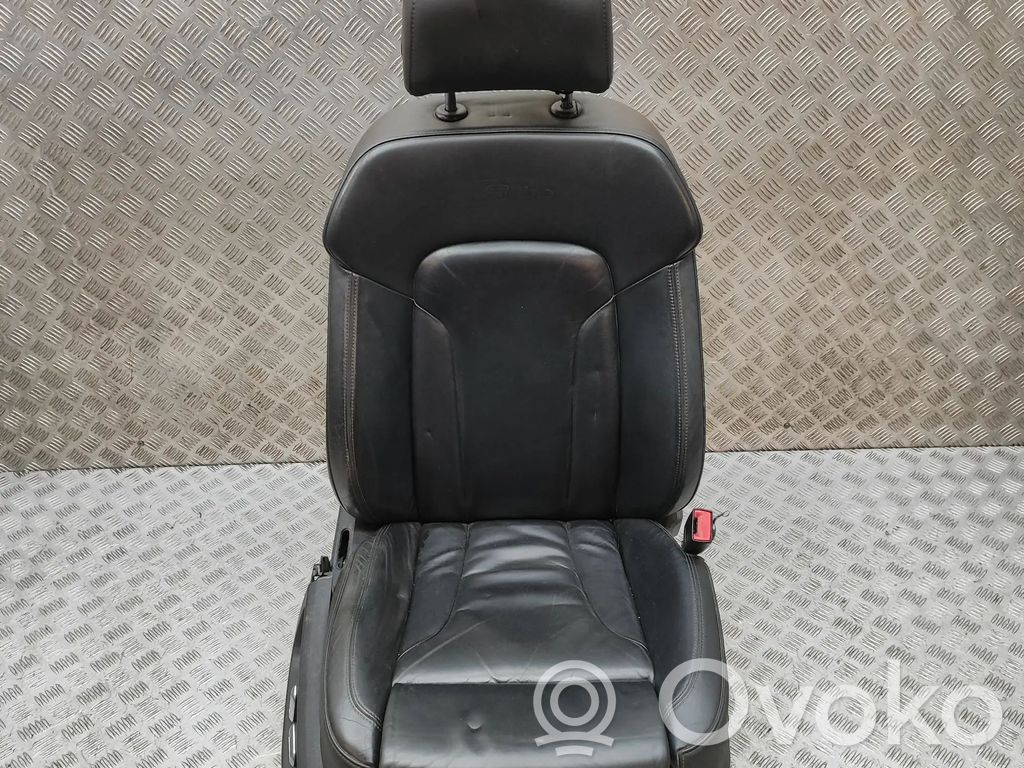 Fotel przedni pasażera   8E0881158K