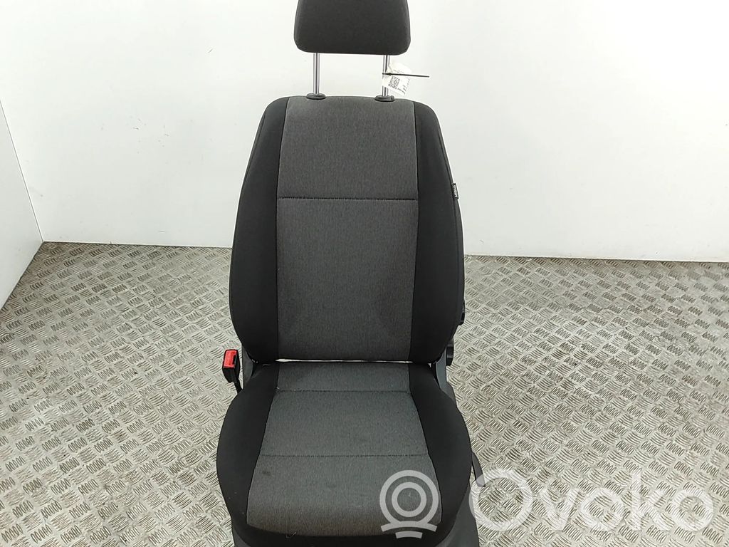 Volkswagen Caddy Kuljettajan istuin 