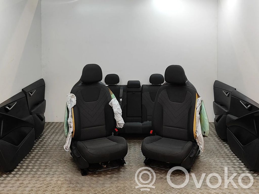 KIA Niro Tapicerka / Komplet 