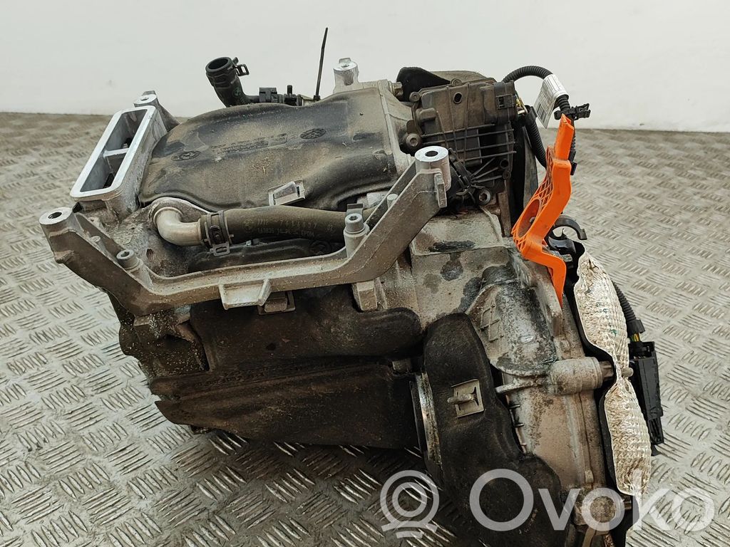 BMW i3 Двигатель 