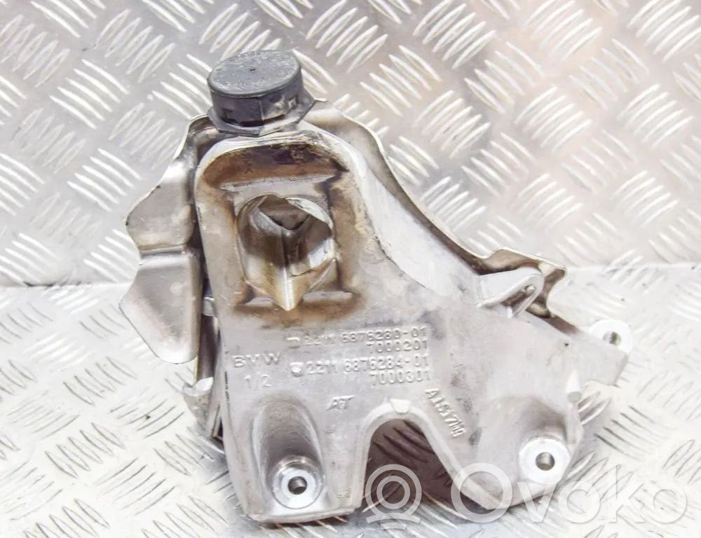 BMW X5 F15 Engine mounting bracket 
